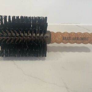Brazilian Blowout Professional Round Brush & Mixing bowl